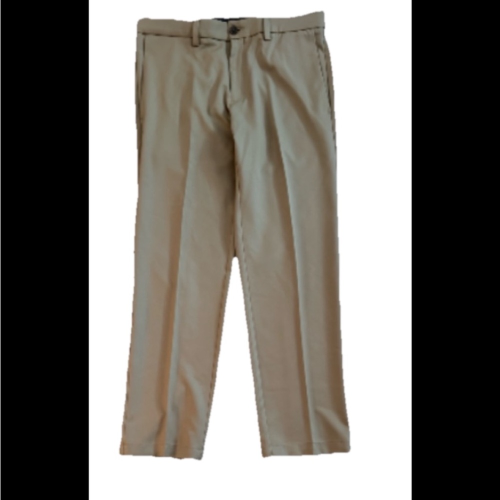 HAGGAR in Motion Beige Pants Straight Fit Mens 34 x 30